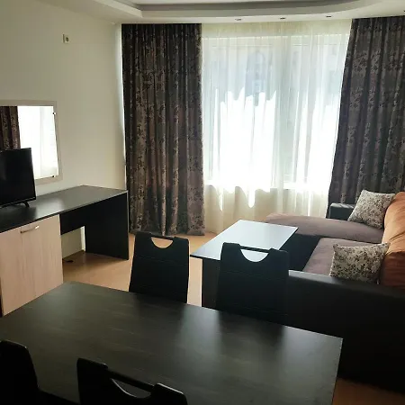 Ξενοδοχείο με διαμερίσματα Sinemorets Cliffs